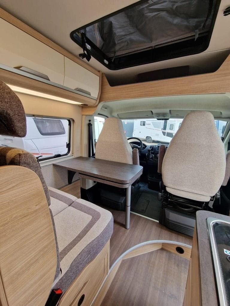 Foto 6 OCASIÓN - KNAUS CON TECHO ELEVABLE
