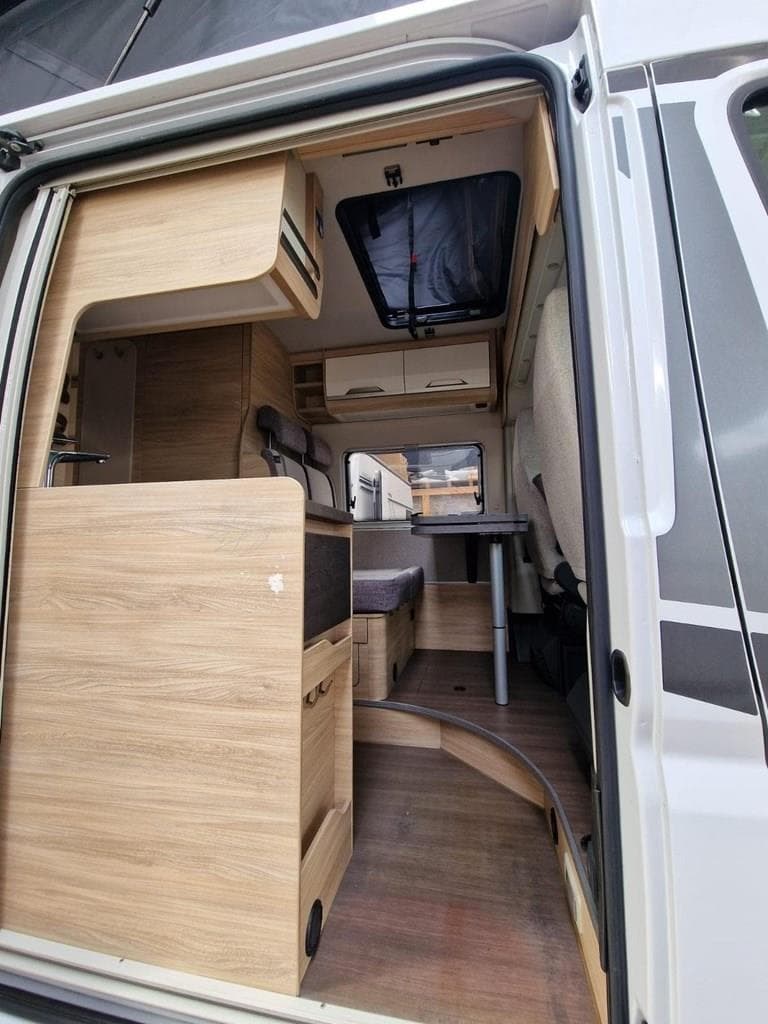 Foto 8 OCASIÓN - KNAUS CON TECHO ELEVABLE