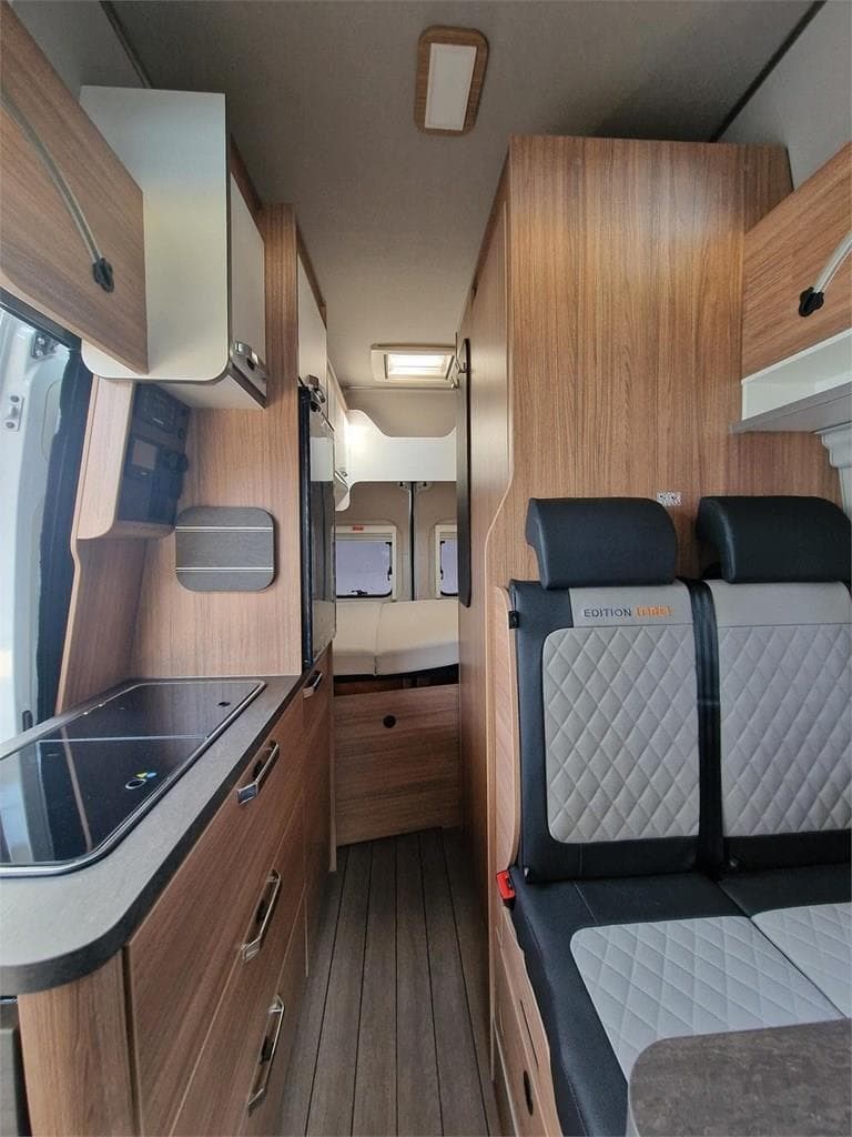 Foto 4 OCASIÓN - WEINSBERG CARABUS 600MQH FIRE EDITION
