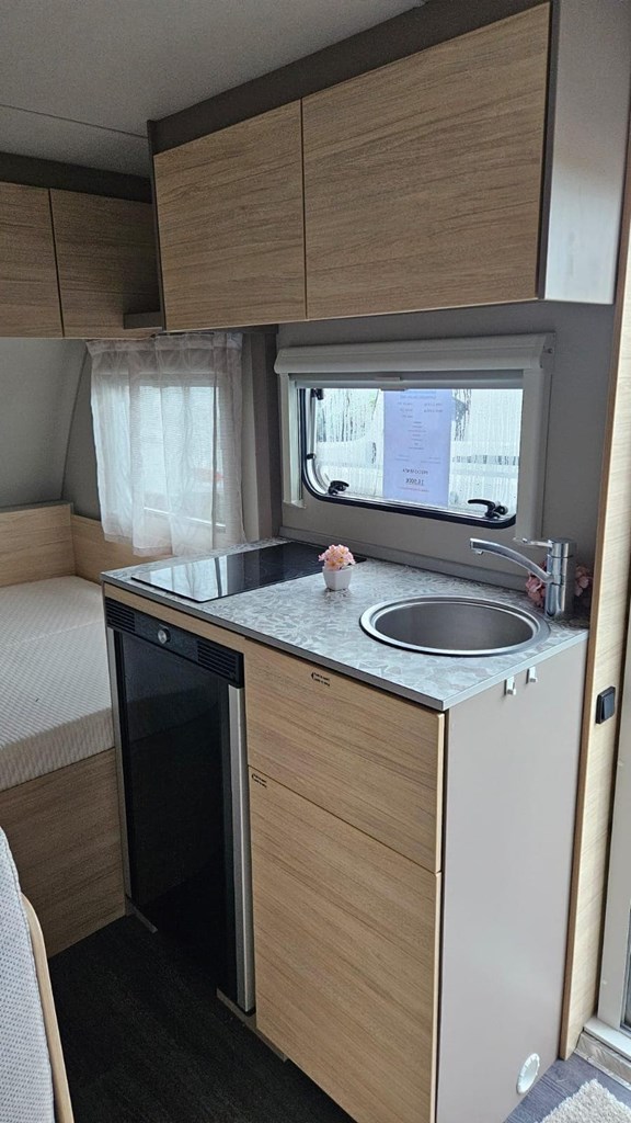 Foto 7 OCASIÓN - WEINSBERG CARACITO 390DQ