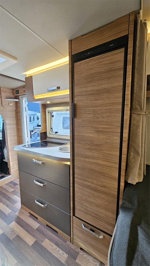 Foto 5 OCASIÓN – WEINSBERG CARACOMPACT  600MF EDITION PEPPER