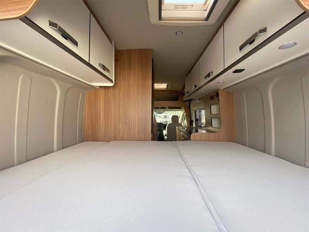 Foto 4 OFERTA ULTIMA UNIDAD - WEINSBERG FORD 600 MQ - LUGO