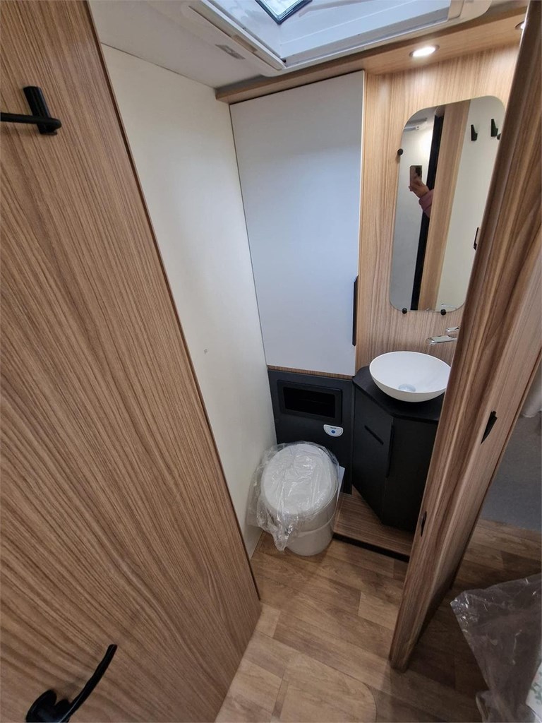 Foto 7 PILOTE P720FC EVIDENCE [RESERVADA]