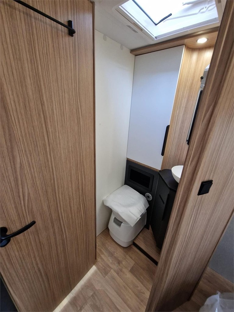 Foto 11 PILOTE P740FC EVIDENCE [VENDIDA]