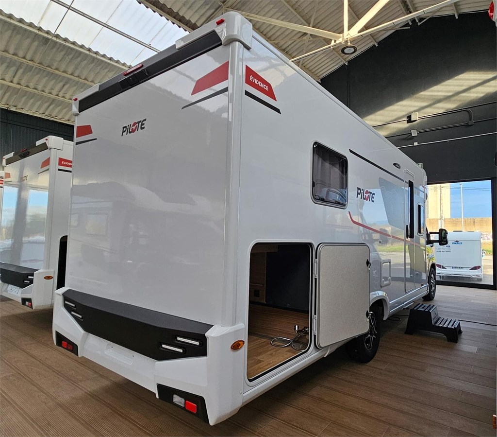 Foto 12 PILOTE P740FC EVIDENCE