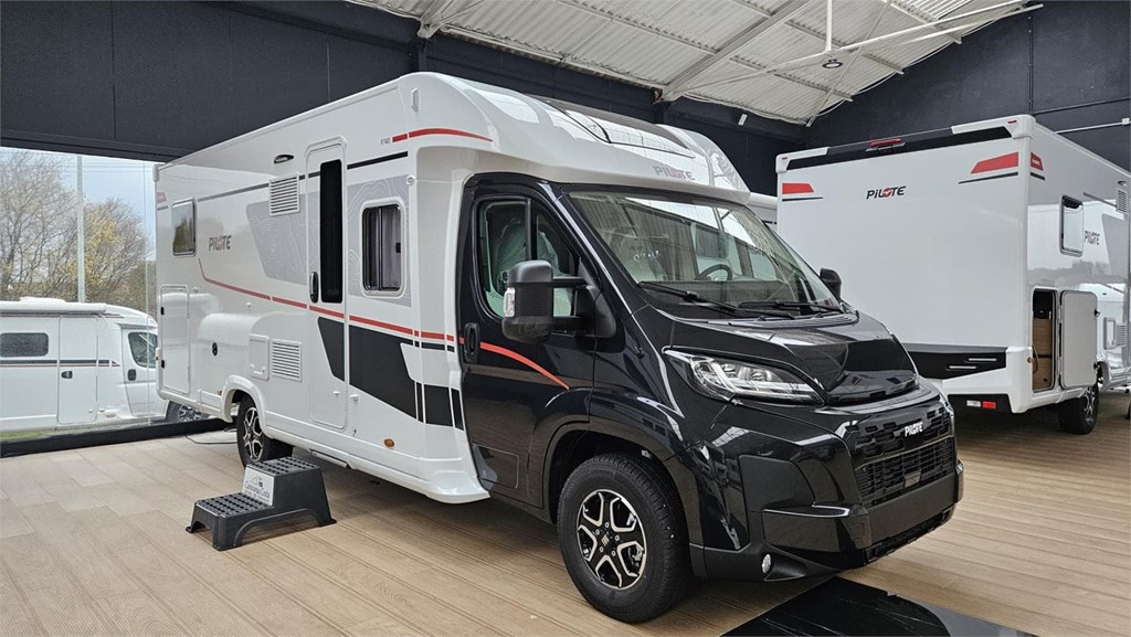 Foto 1 PILOTE P740FC EVIDENCE