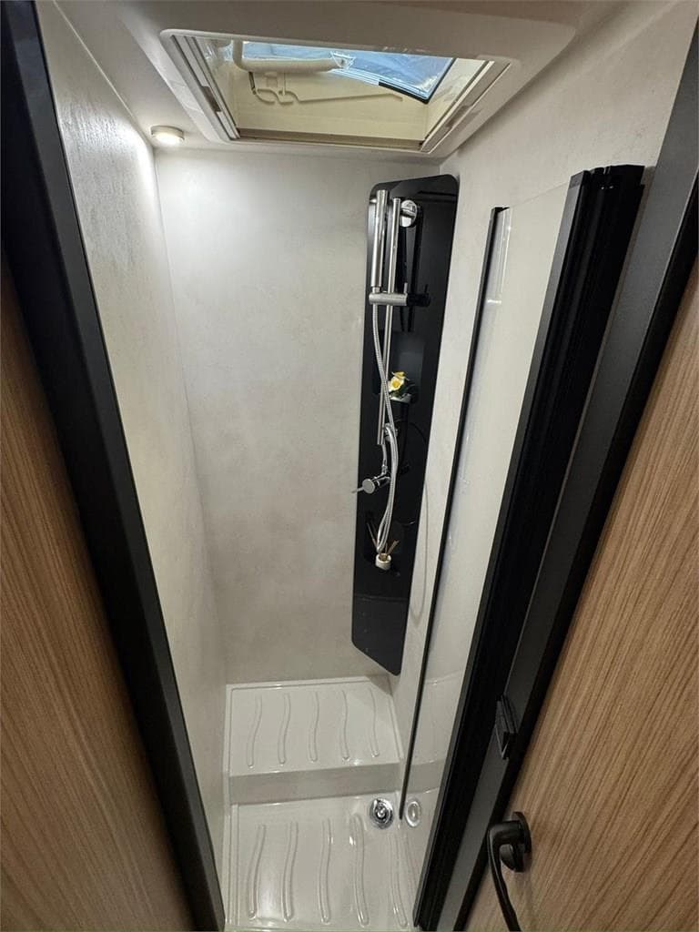 Foto 10 PILOTE P740FGJ EVIDENCE EN LUGO