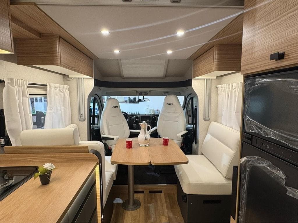 Foto 5 PILOTE P740FGJ EVIDENCE EN LUGO