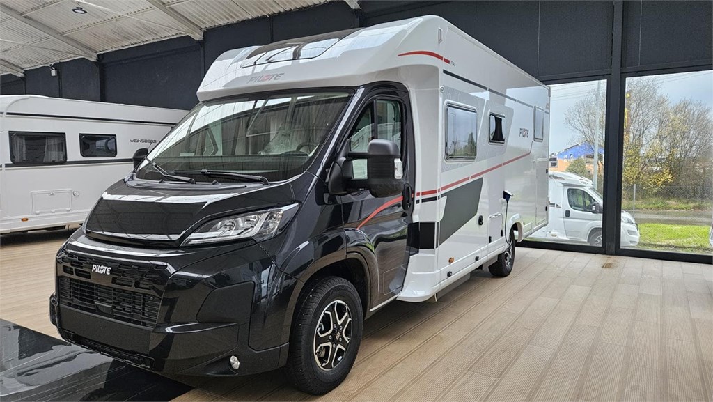 Foto 1 PILOTE P740FGJ EVIDENCE 