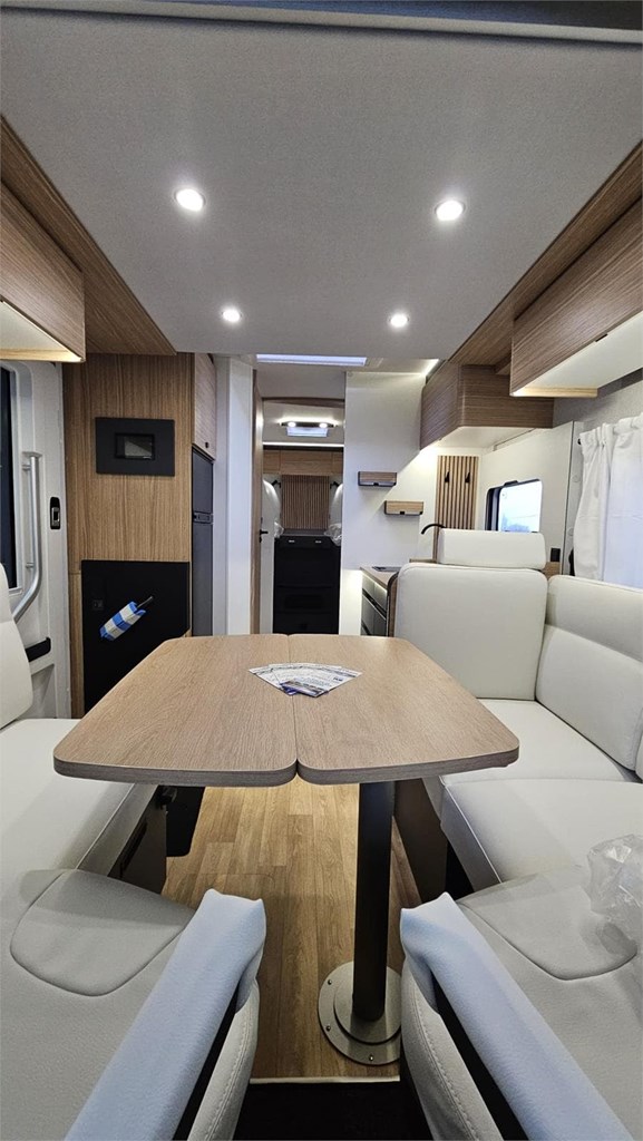 Foto 3 PILOTE P740FGJ EVIDENCE 