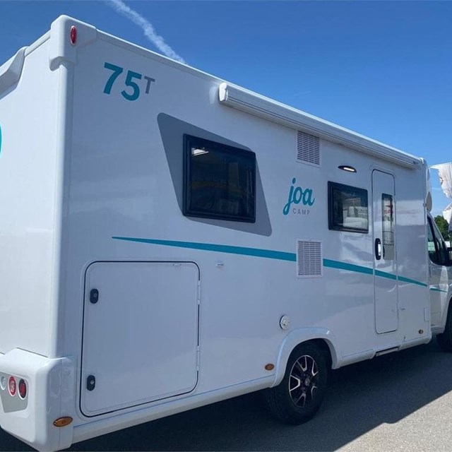 RE ESTRENO AUTOCARAVANA JOA 75T BY PILOTE - SEMINUEVA - FINANCIACION [vendida]