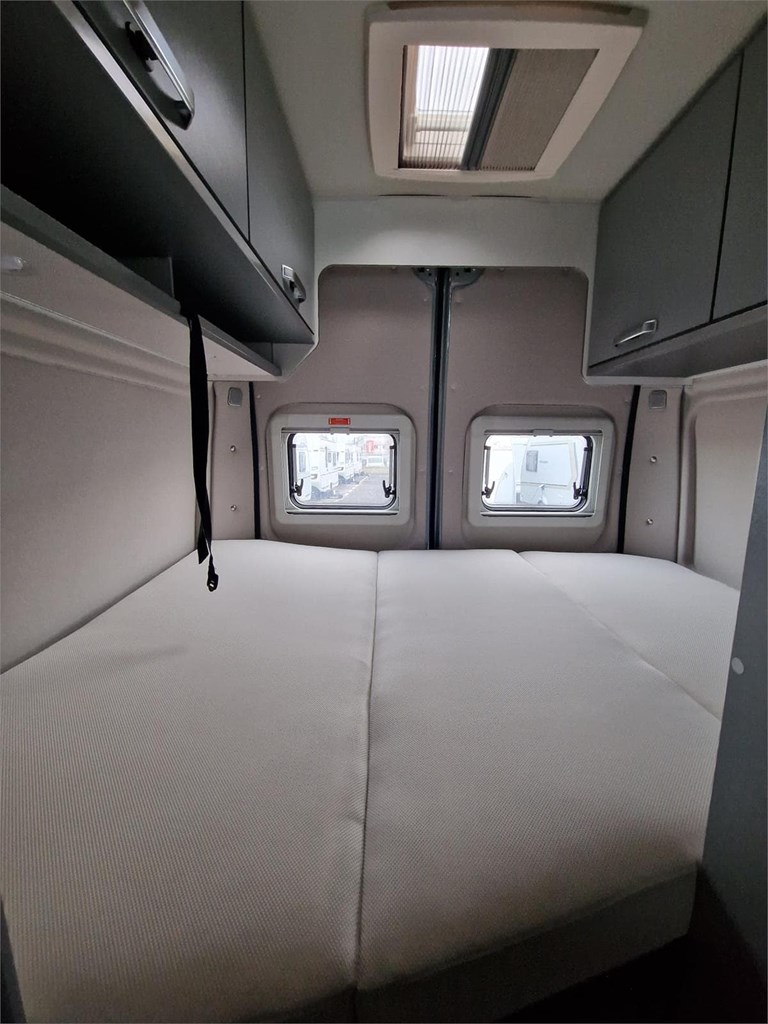 Foto 3 RESERVA TU MODELO WEINSBERG CARATOUR 600 DQ [VENDIDA]