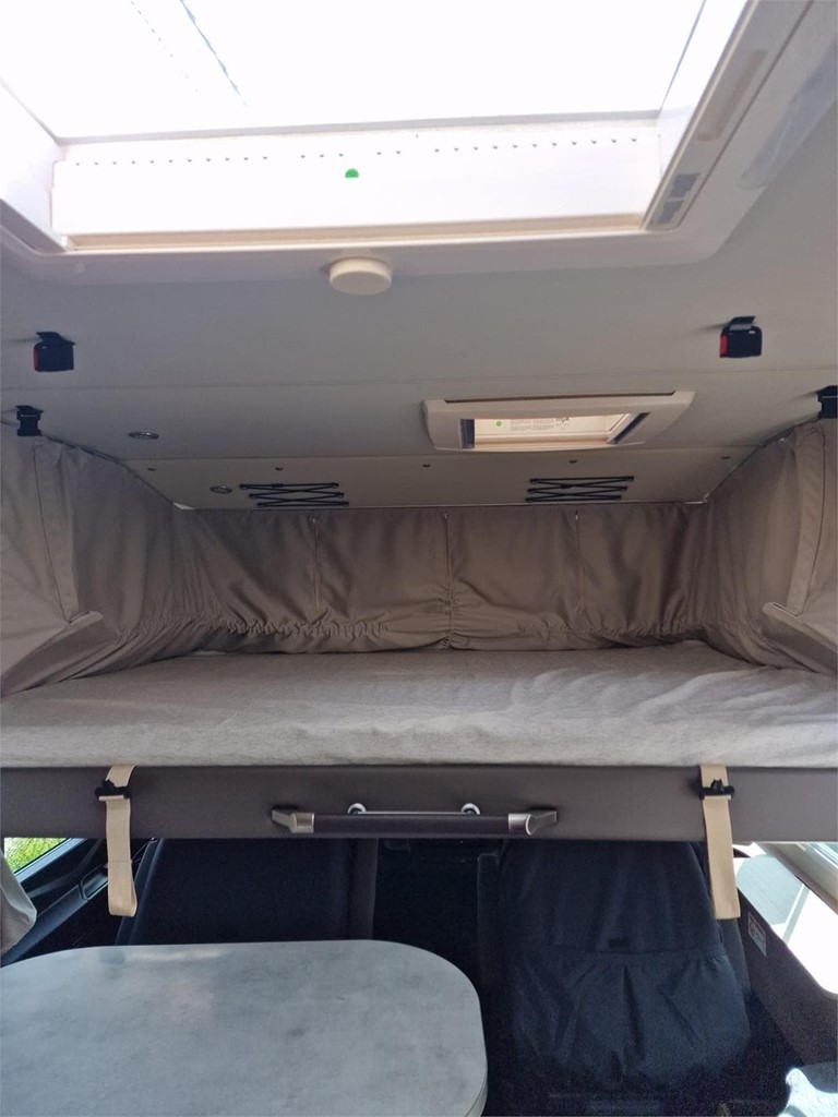 Foto 6 SEMINUEVA AUTOCARAVANA INTEGRAL KNAUS LIVE I