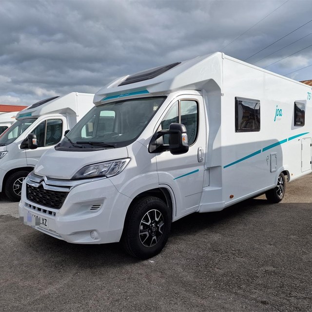 SEMINUEVA AUTOCARAVANA JOA 75 Q - CAMA ISLA - FINANCIACION [vendida]