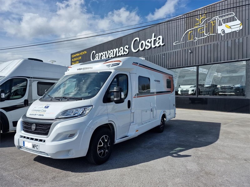 SEMINUEVA AUTOCARAVANA WEINSBERG CARACOMPACT 600 MEG