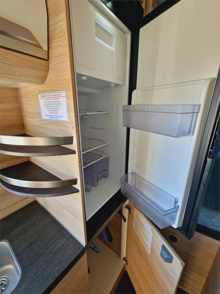 Foto 4 SEMINUEVA KNAUS SOLUTION 4 PLAZAS - FINANCIACION