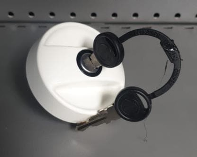 TAPON DE AGUAS LIMPIAS CON BOMBIN 2 LLAVES