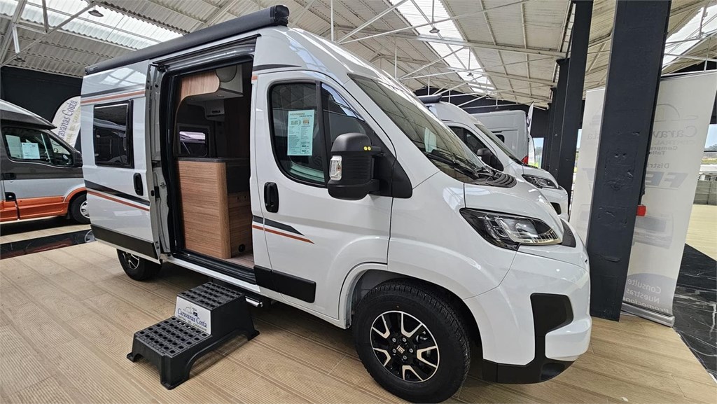 Foto 2 WEINSBERG CARABUS 540MQ FIRE EDITION 2026