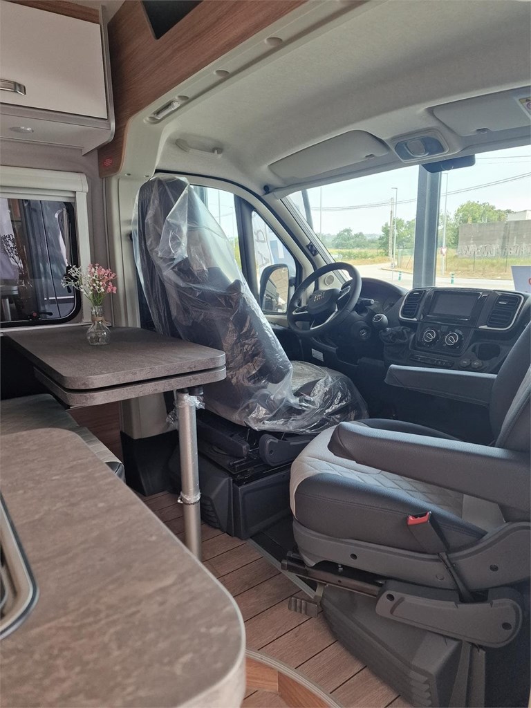 Foto 16 WEINSBERG CARABUS 540MQ FIRE EDITION