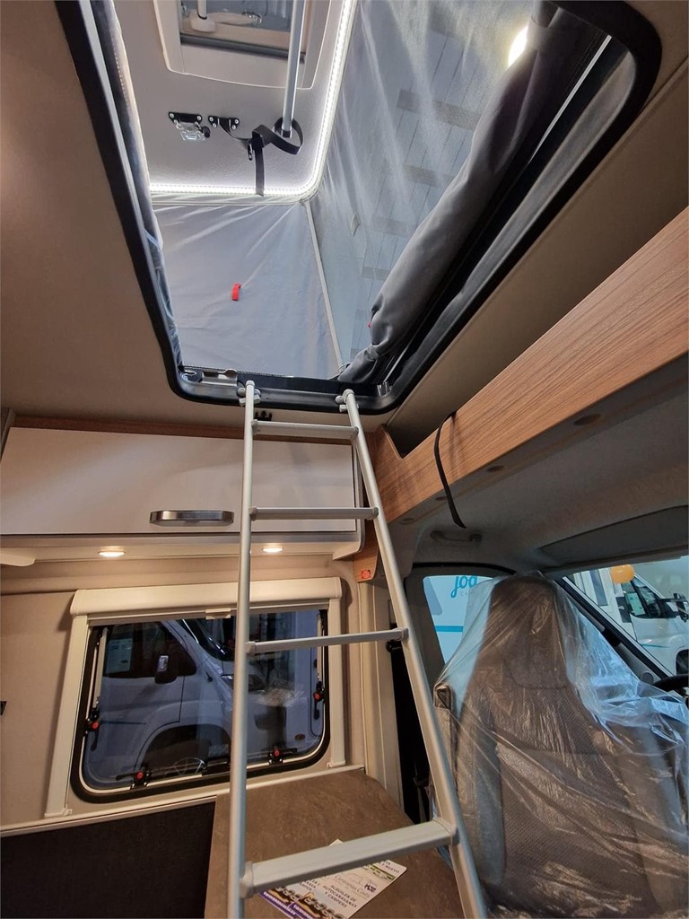 Foto 6 WEINSBERG CARABUS 600 MQ CON TECHO ELEVABLE - ENTREGA INMEDIATA