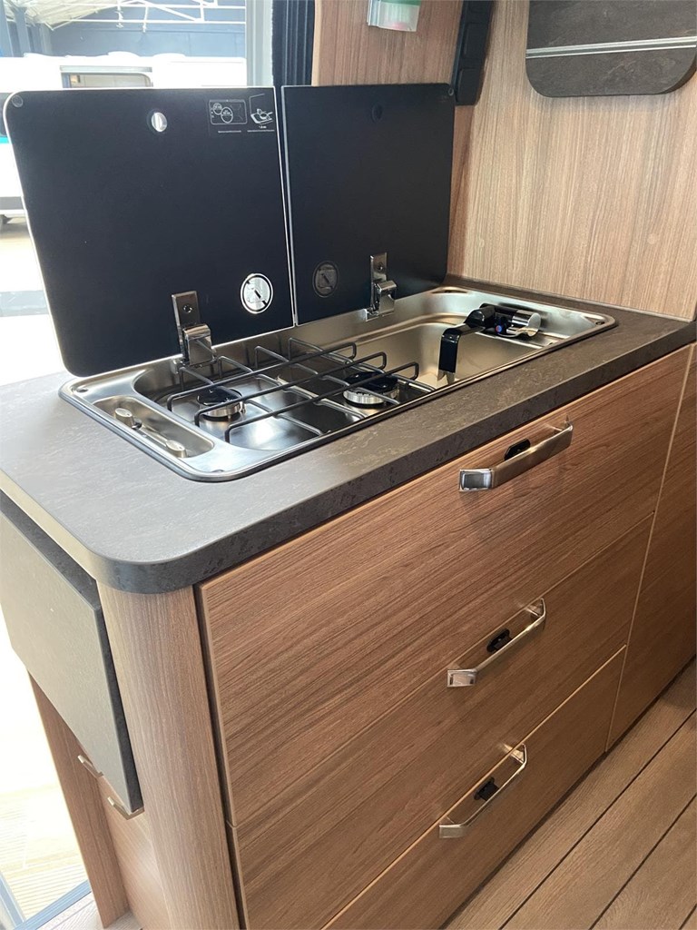 Foto 7 WEINSBERG CARABUS 600MQ FIRE EDITION
