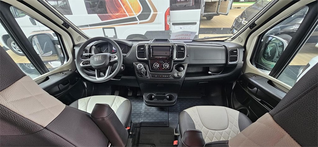 Foto 5 WEINSBERG CARABUS 600MQH FIRE EDITION