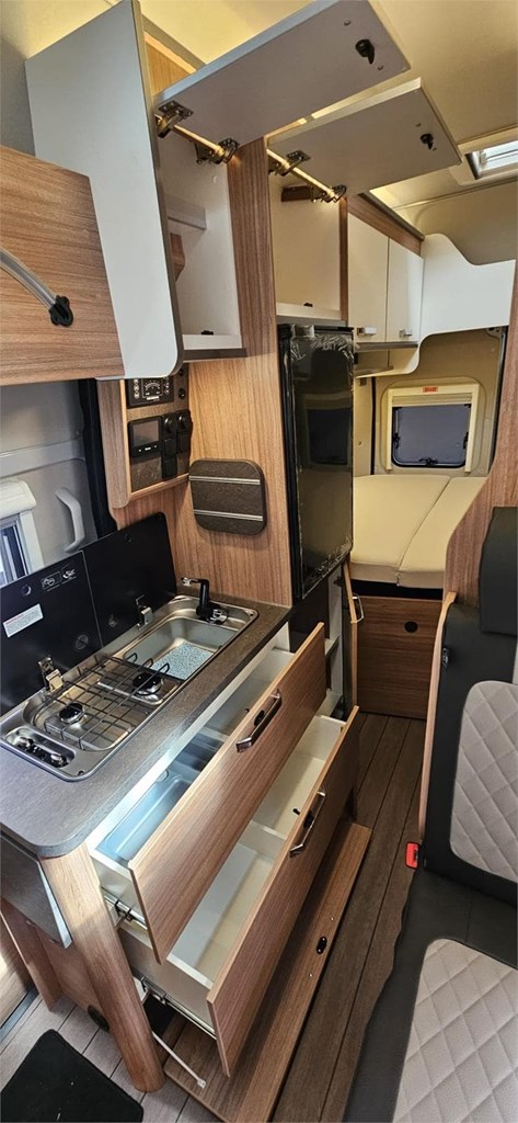 Foto 8 WEINSBERG CARABUS 600MQH FIRE EDITION