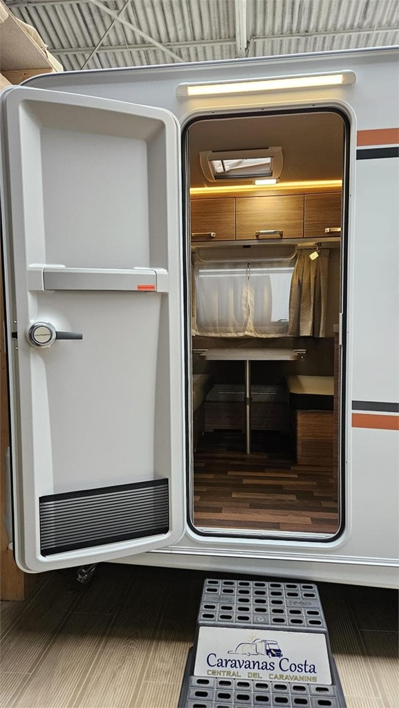 Foto 3 WEINSBERG CARAONE 420 QD HOT EDITION [RESERVADA]