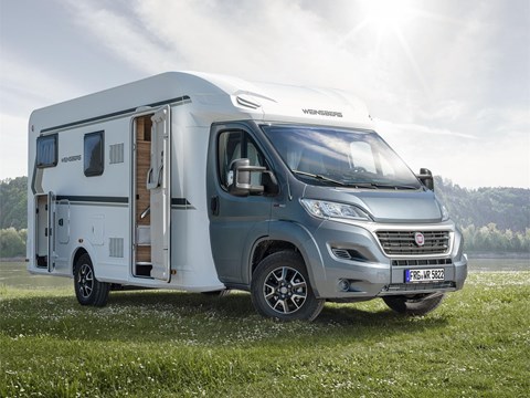 WEINSBERG CARASUITE 650 MF by KNAUS 